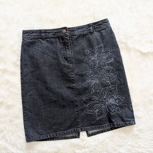 Y2K Vintage NY Jeans Floral Embroidered Dark Wash Denim Pencil Skirt 10